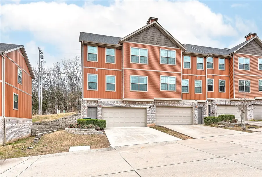 2827 W Cottonwillow Way, Fayetteville, AR 72704 - Image #2