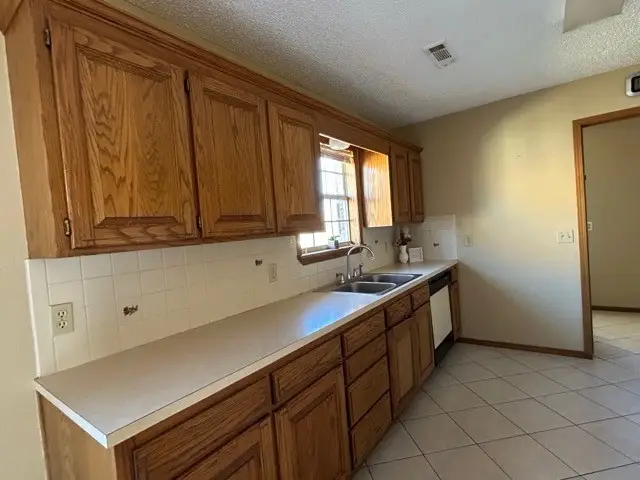 1009 Cottonwood Street, Rogers, AR 72758 - Image #2