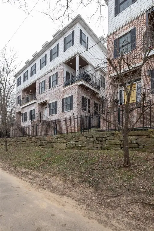 17 W Louise Street, Fayetteville, AR 72701 - Image #1