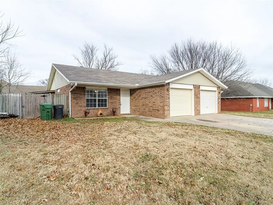 801 Glendale Lane, Rogers, AR 72758 - Image #3