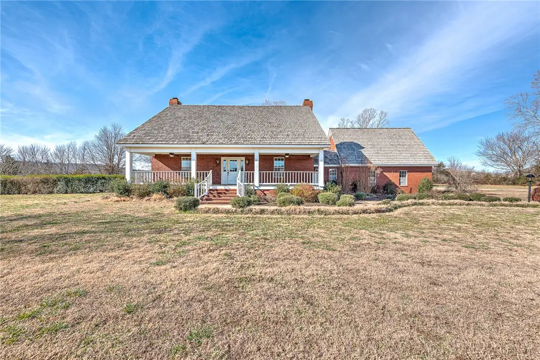 819 Center Street, Elkins, AR 72727 - Image #1