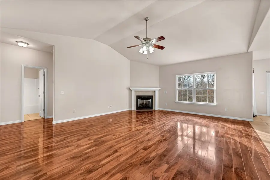 17 Cumbrian Drive, Bella Vista, AR 72714 - Image #2