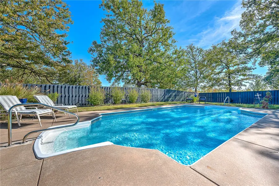 726 S Bausinger Road, Tontitown, AR 72762 - Image #3