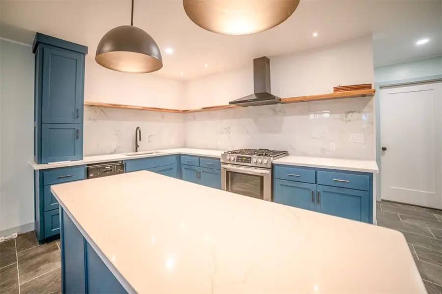 153 Passion Play Road, Eureka Springs, AR 72632 - Image #3