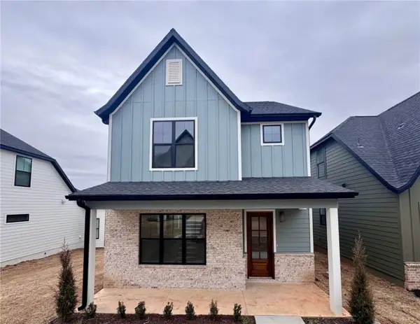 2409 S 31st Street, Rogers, AR 72758