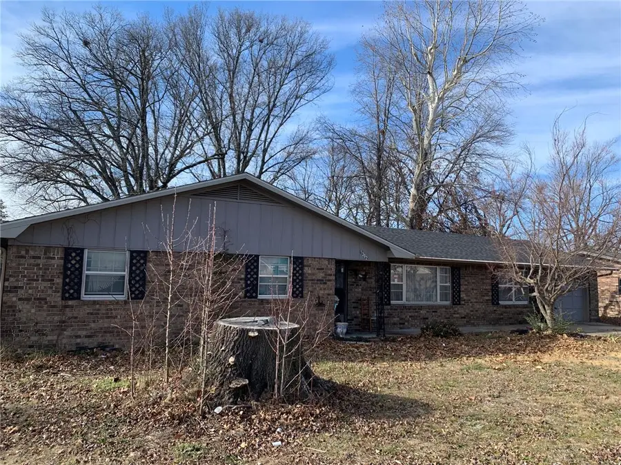 1302 B Street, Bentonville, AR 72712 - Image #2