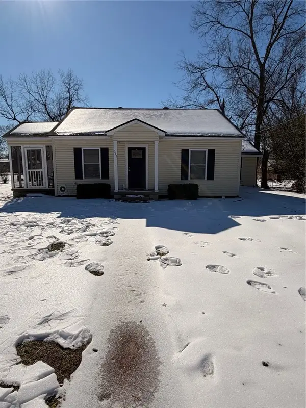 312 E H Street, Russellville, AR 72801