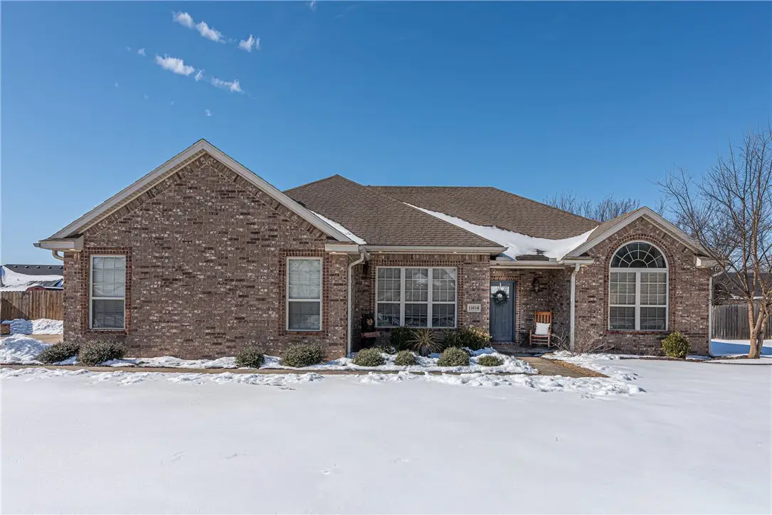 11658 E Creek Lane, Farmington, AR 72730 - Image #1