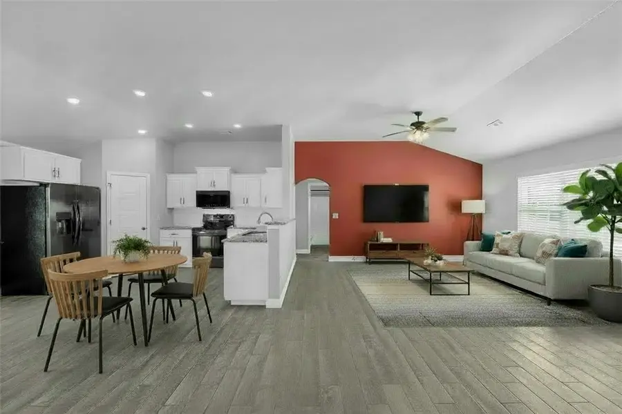 3905 E Wax Wing Drive, Siloam Springs, AR 72761 - Image #2