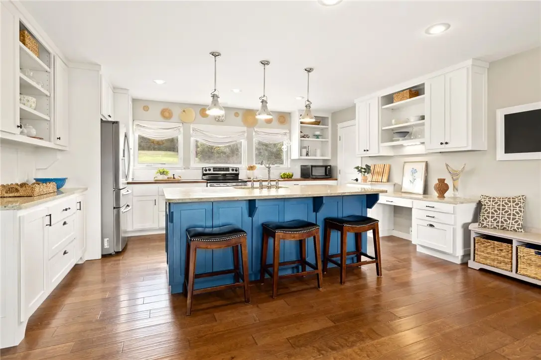 95 Bella Vista Road, Berryville, AR 72616 - Image #1