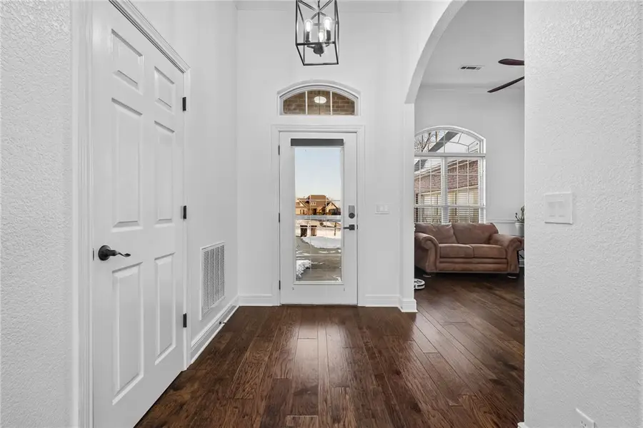 587 Bordeaux Avenue, Springdale, AR 72764 - Image #3