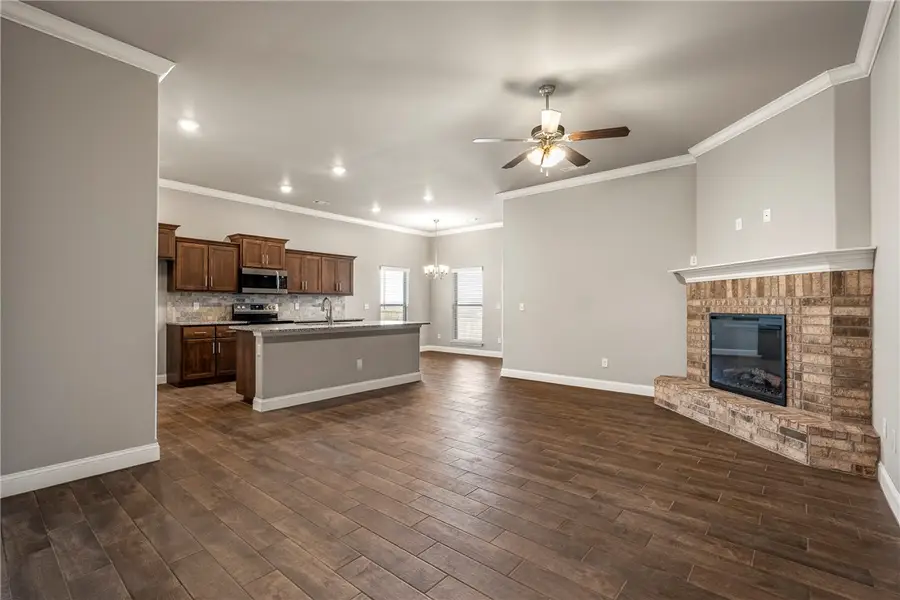 6002 Hoover Street, Bentonville, AR 72713 - #2