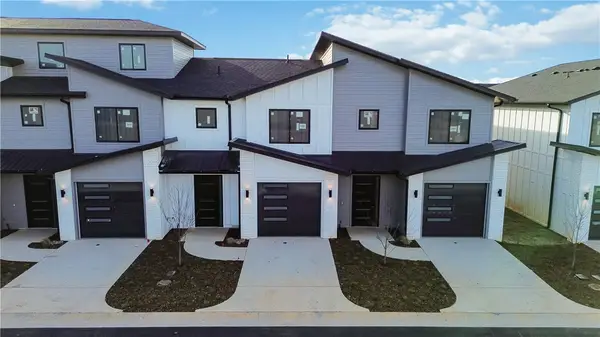 1110 Emilia Avenue, Lowell, AR 72745