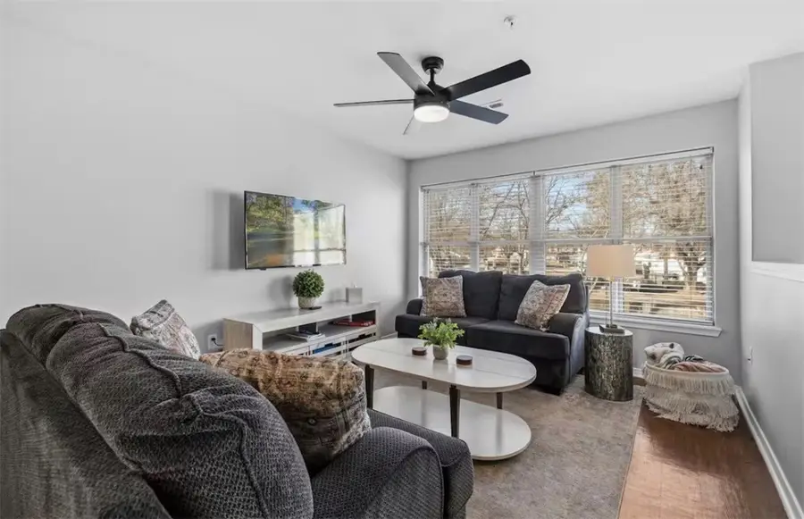 1850 N Scull Creek Drive, Fayetteville, AR 72703 - Image #2