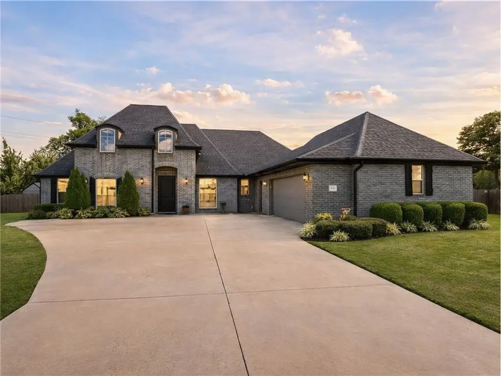 2711 S Haley Court, Rogers, AR 72758 - Image #1