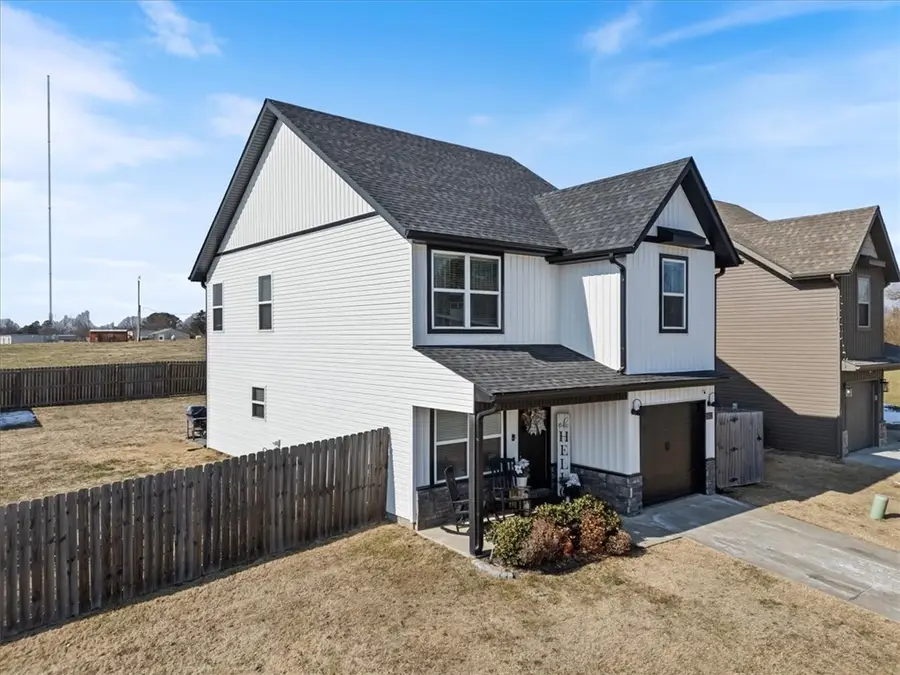 2402 S D Street, Rogers, AR 72758 - Image #3