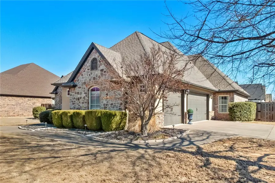 5705 S 47th Street, Rogers, AR 72758 - #3