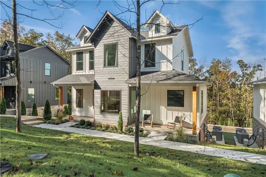 1765 Walnut Avenue, Fayetteville, AR 72703 - Image #1