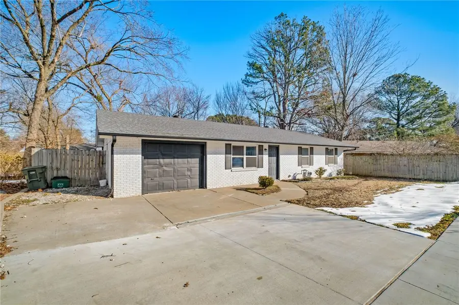 966 W Sycamore Street, Fayetteville, AR 72703 - Image #2