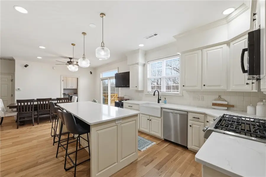 2086 Bridgeton Court, Fayetteville, AR 72701 - Image #3