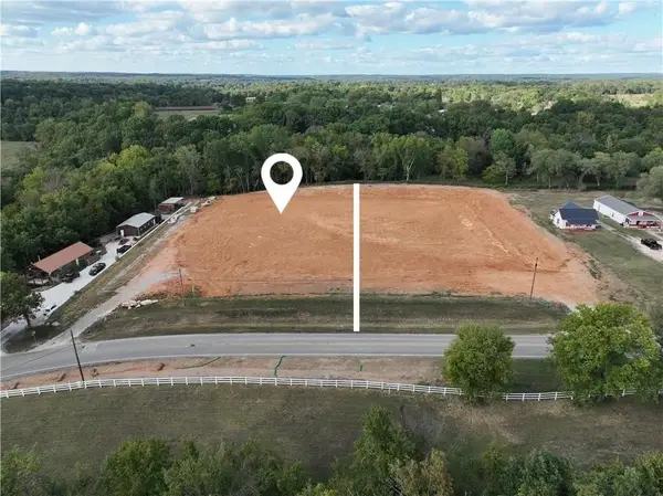 912 E Pickens Road, Pea Ridge, AR 72751