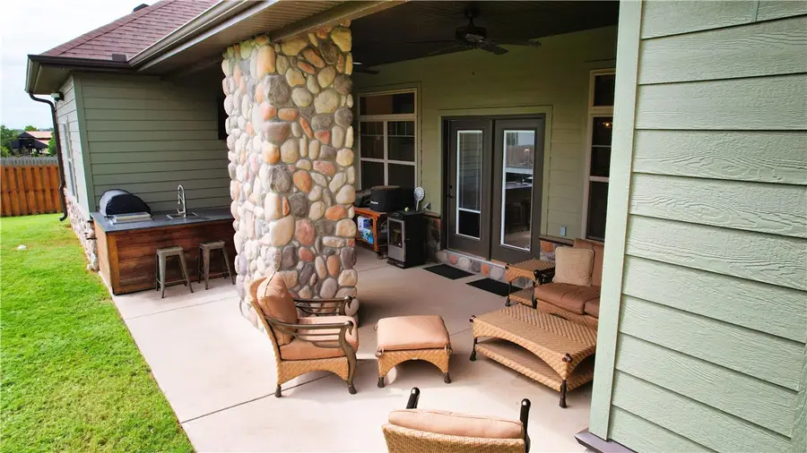 3750 Whitefish Street, Bentonville, AR 72712 - #3