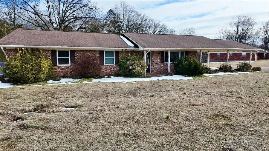 1315 S Crawford Street, Clarksville, AR 72830 - #3