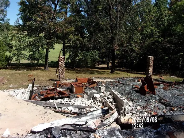 21 Tohatchi Circle, Cherokee Village, AR 72529