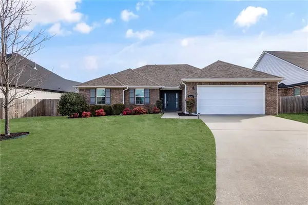 4301 SW Nativestone Street, Bentonville, AR 72713