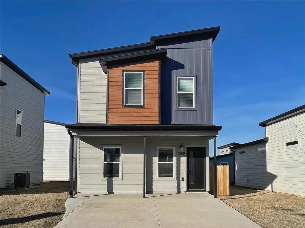 1090 States Avenue, Bentonville, AR 72713 - #1