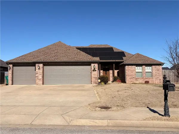 1440 Aniston Road, Centerton, AR 72719