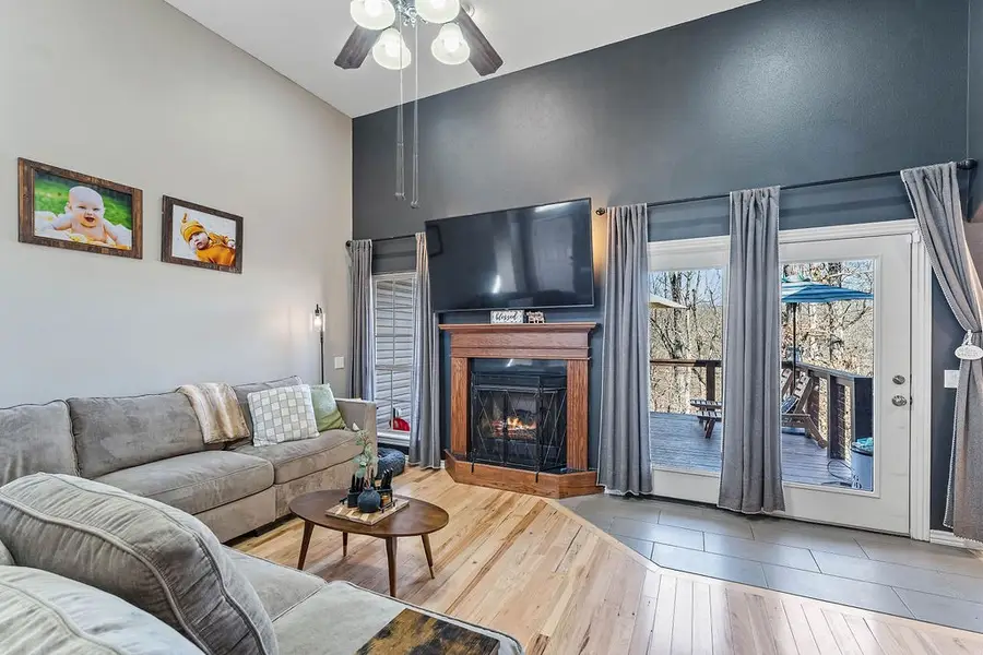 6 Burns Circle, Bella Vista, AR 72714 - #3