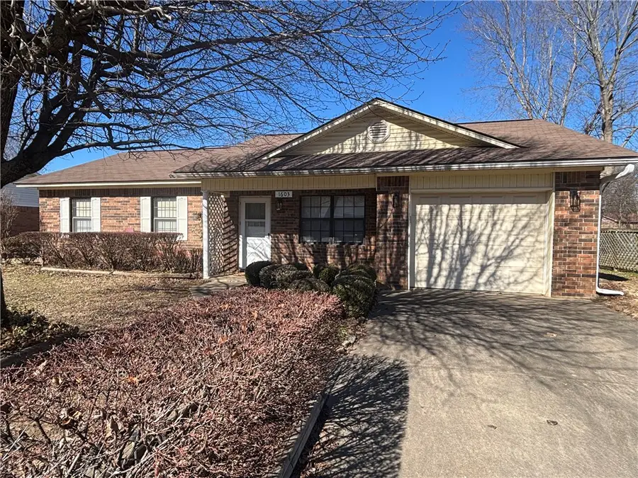 1603 East L Street, Russellville, AR 72801 - #2