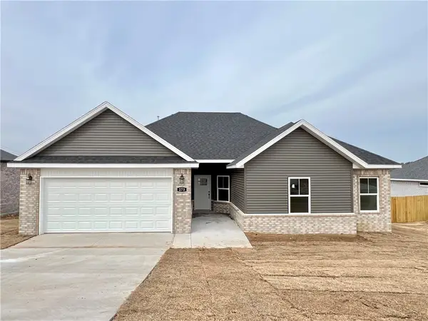 273 Tonya Loop, Huntsville, AR 72740