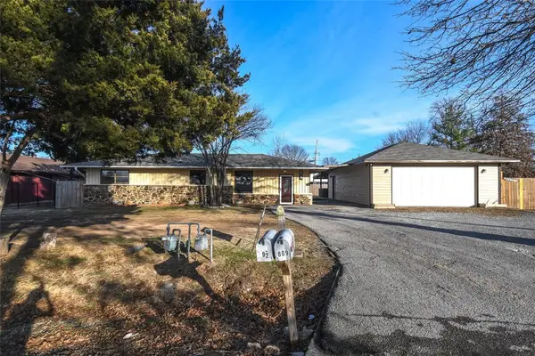 809 S Elm Street, Siloam Springs, AR 72761