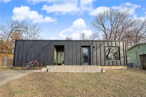 560 N Fallin Avenue, Fayetteville, AR 72701