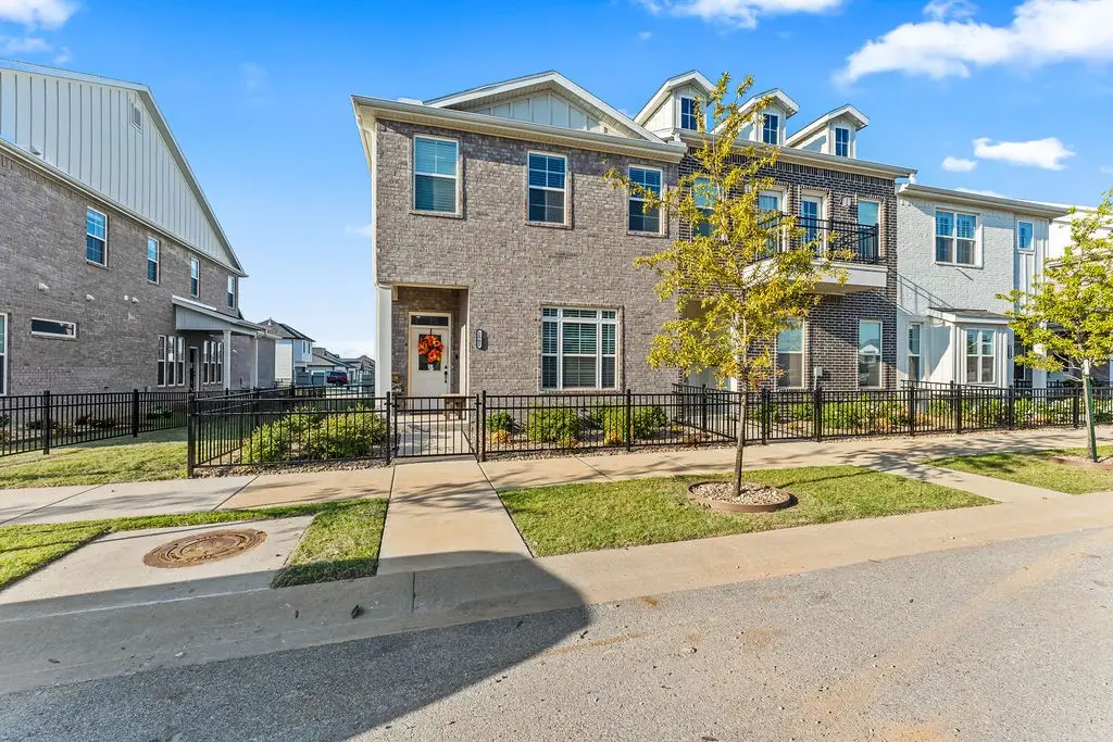 2902 SW Arlington Boulevard, Bentonville, AR 72713 - #1