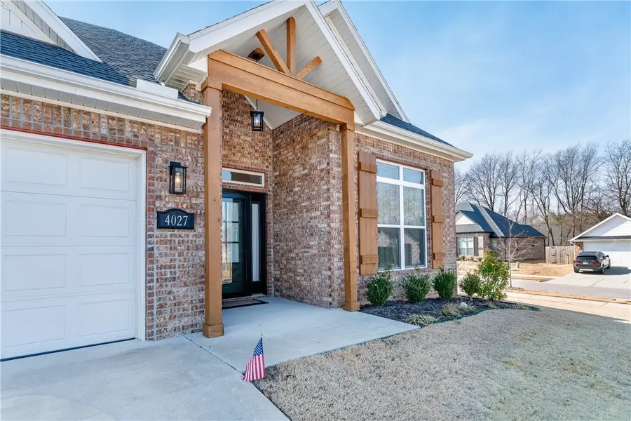 4027 E Utica Lane, Fayetteville, AR 72701 - #2
