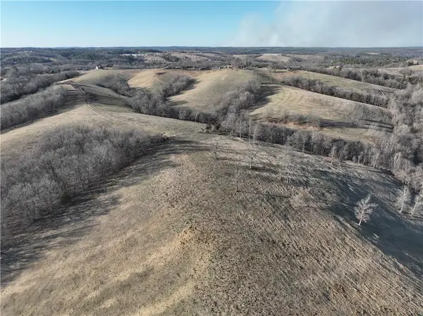 1572 Madison 1505 Street, Huntsville, AR 72740