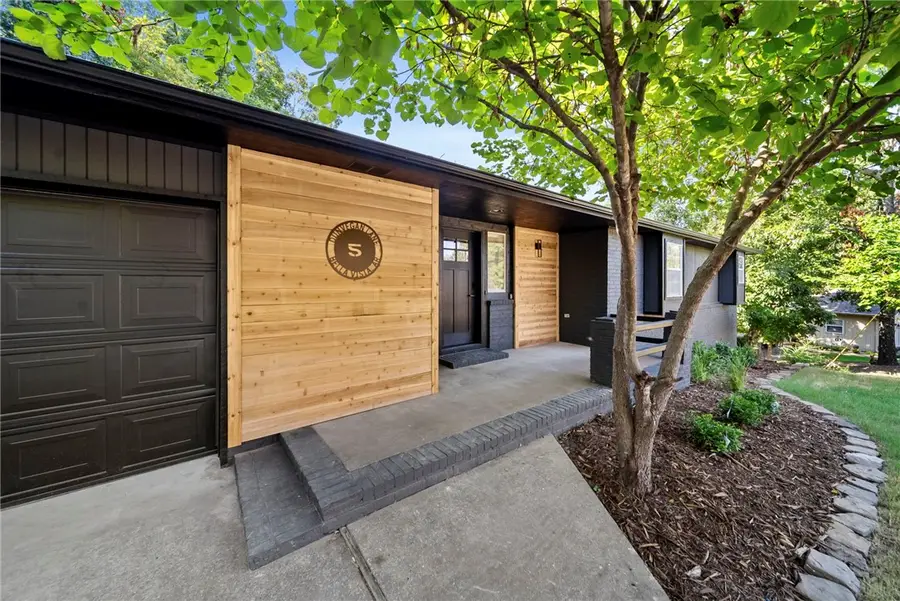 5 Dunvegan Lane, Bella Vista, AR 72715 - #3