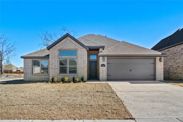 4741 W Planetree Street, Fayetteville, AR 72704