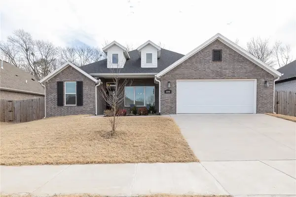 1048 S Xavier Bend, Fayetteville, AR 72701
