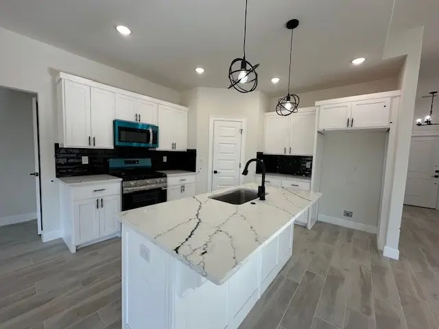 4728 W Triangle Street, Fayetteville, AR 72704 - #2