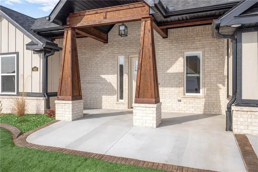 400 Bronco Street, Centerton, AR 72719 - #2