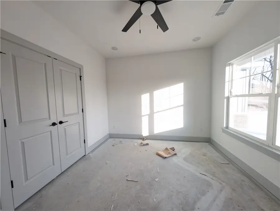 8 Whithorn Lane, Bella Vista, AR 72715 - #3