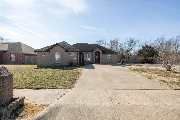 443 E Buckboard Road, West Fork, AR 72774