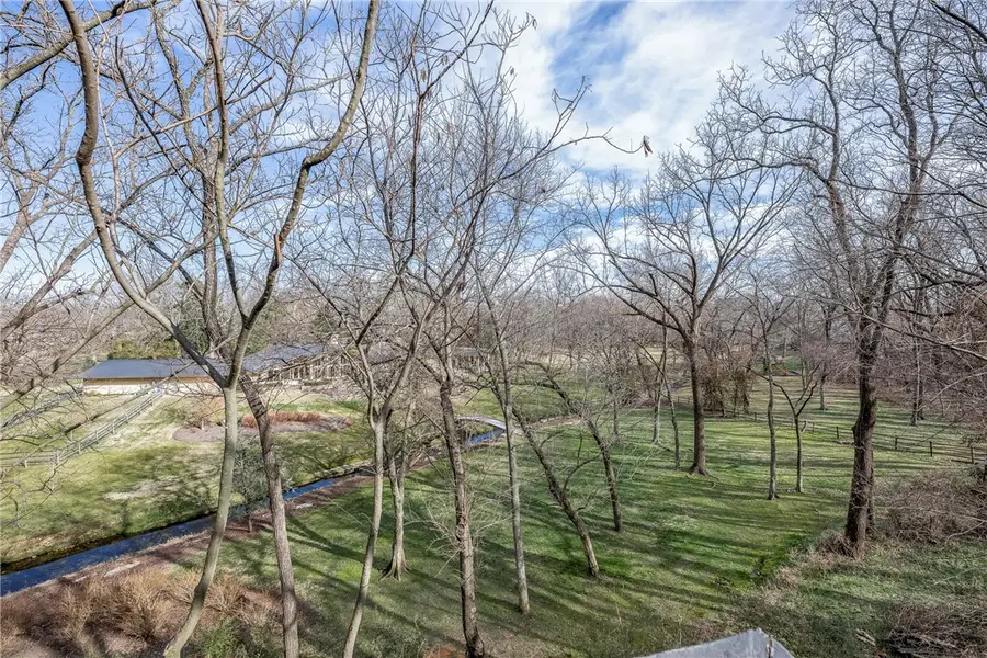 115 S Garrett Street, Siloam Springs, AR 72761 - #2