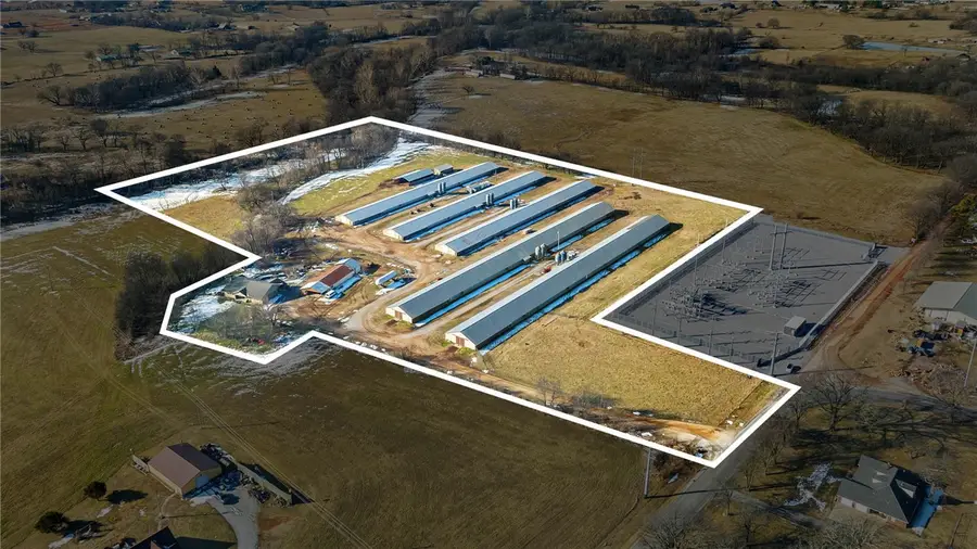 11013 Wpa Road, Gentry, AR 72734 - #2