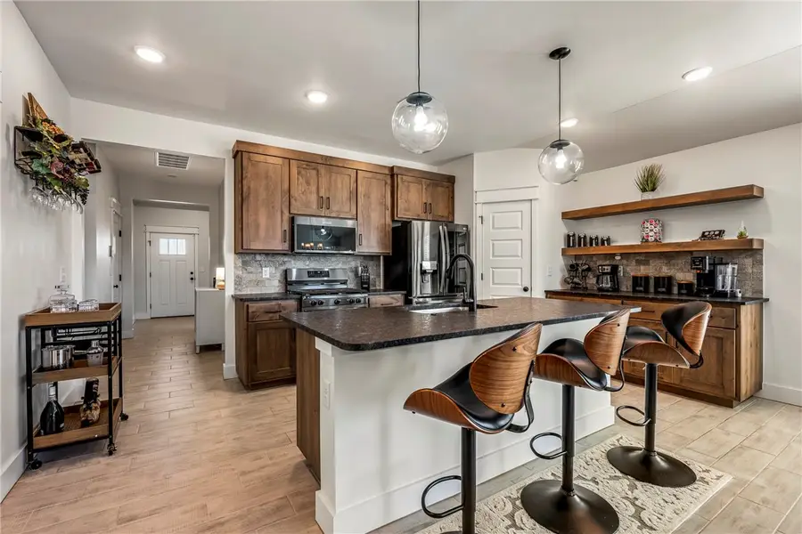 637 Lewis Street, Pea Ridge, AR 72751 - #2