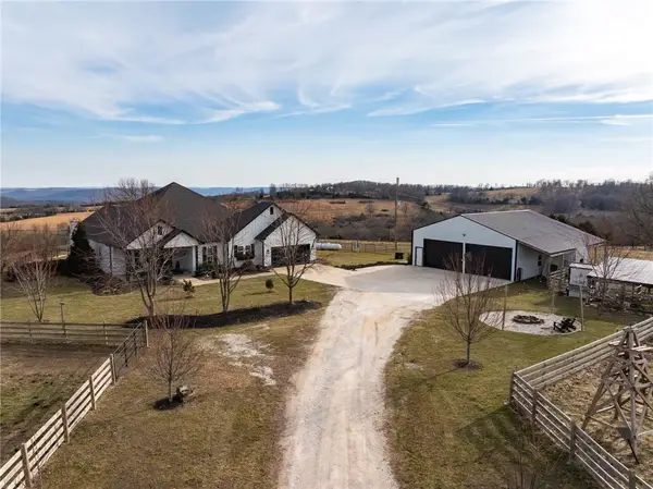 639 Nc 1525, Compton, AR 72624